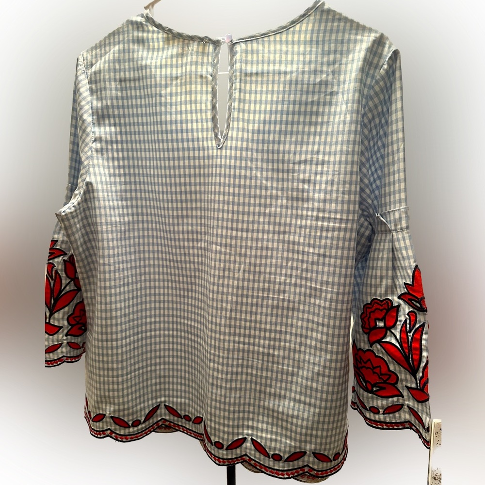 Embroidered Top - Picture 3 of 3